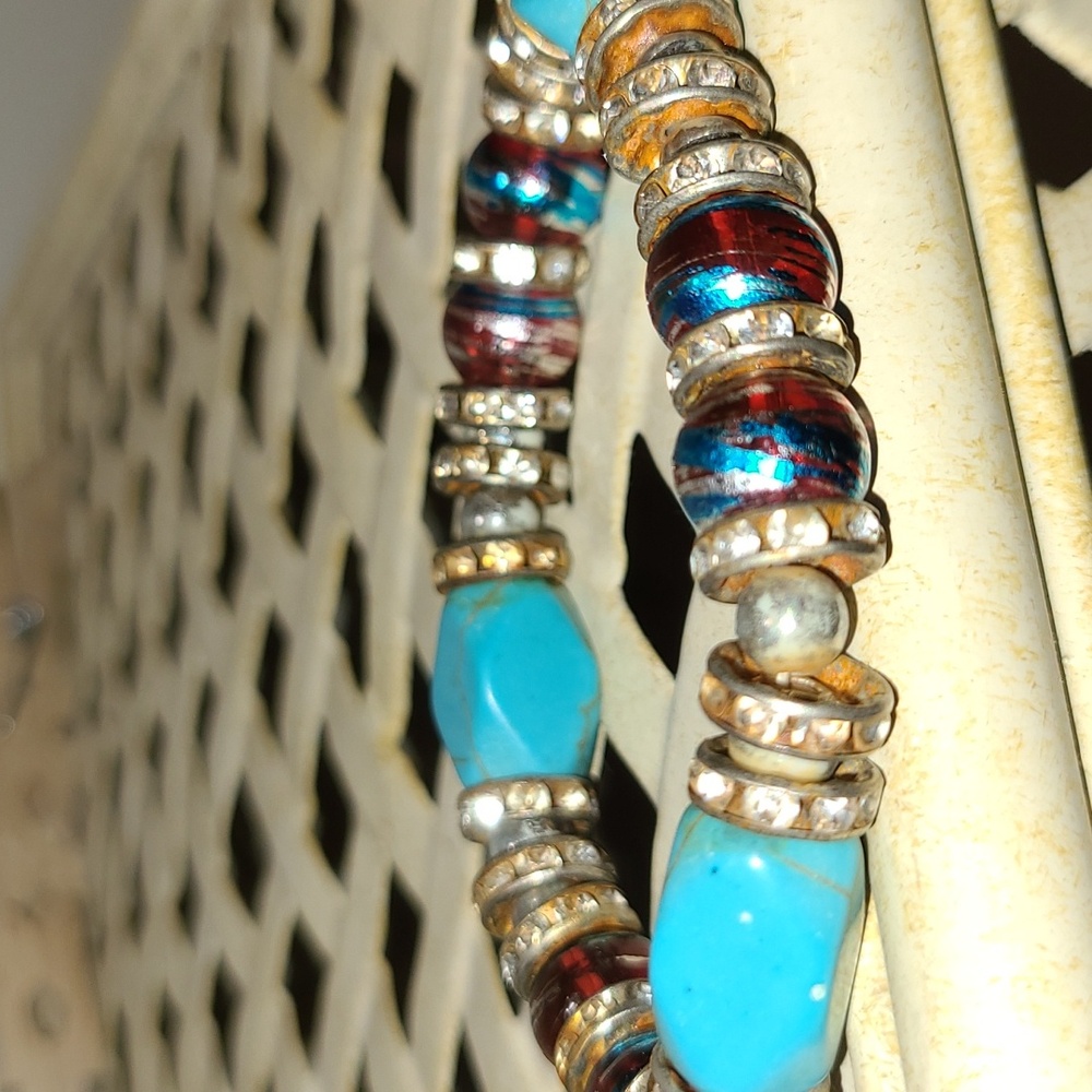 Turquoise and Red Beaded Bracelet - Picture 4 of 5
